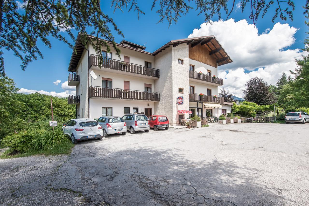 Albergo Cinzia Vattaro Εξωτερικό φωτογραφία
